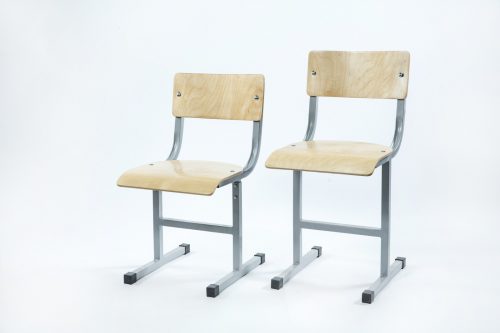 Стулья ученические